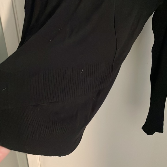 Closet clear out! - Picture 2 of 4